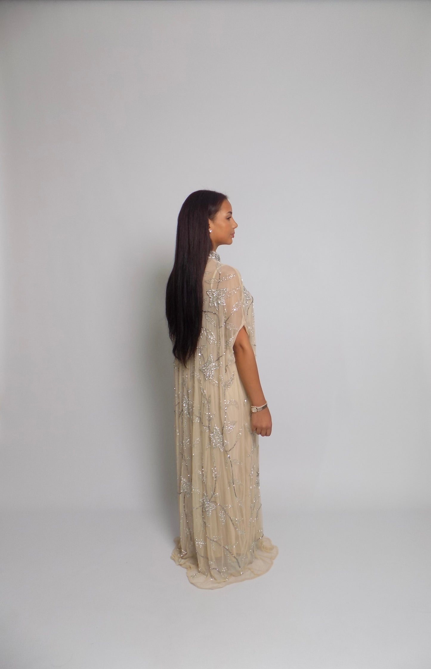 Handbestickte Abaya – Kristall Edition