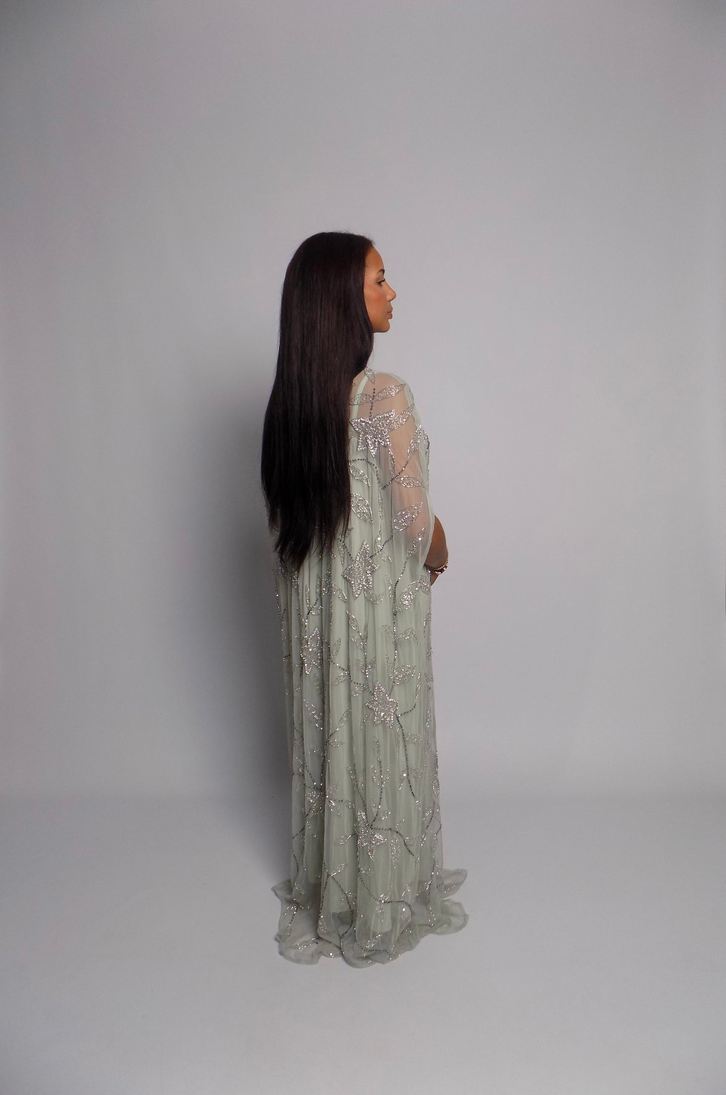 Handbestickte Abaya – Kristall Edition