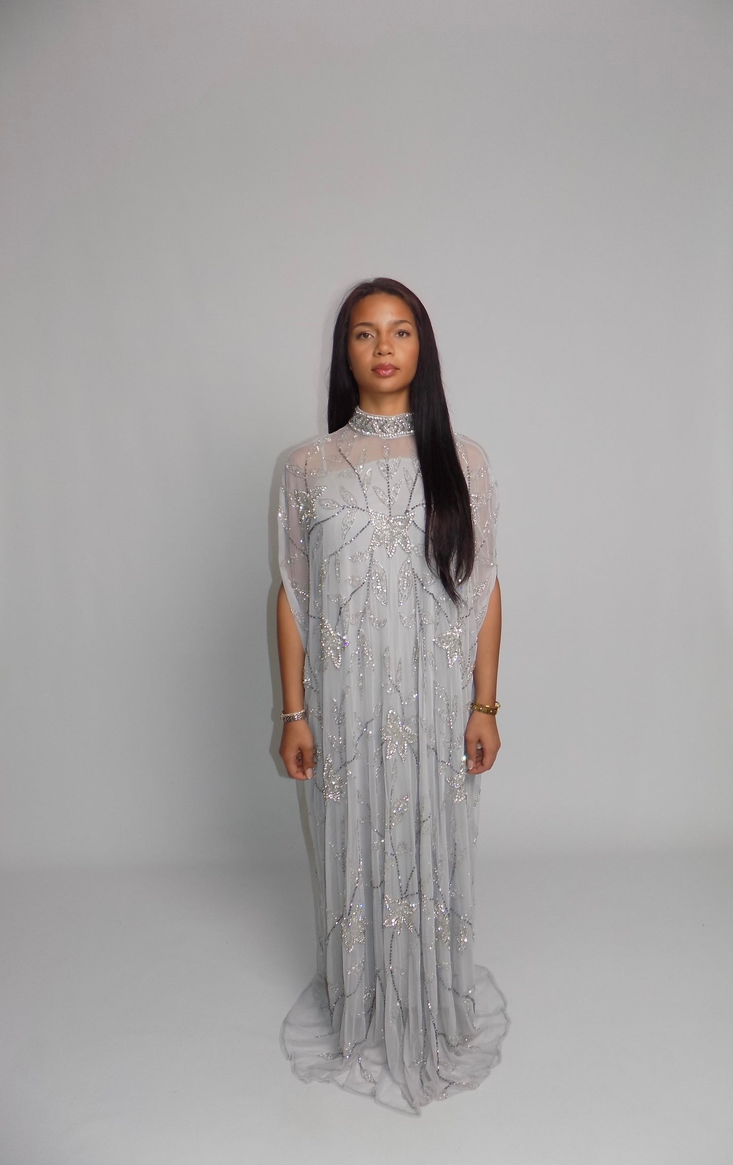 Handbestickte Abaya – Kristall Edition